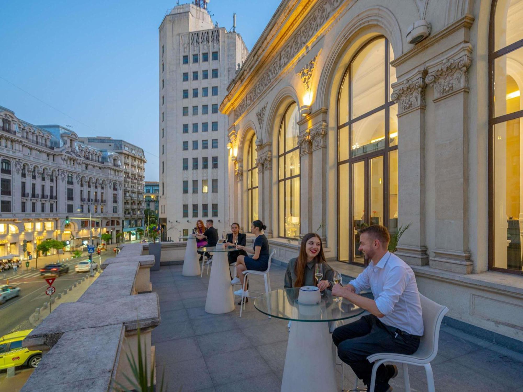 Novotel Bucharest City Centre Exterior foto